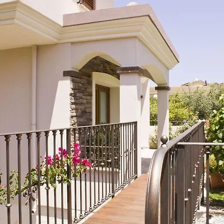 里尔普里莫索尔住宿加早餐酒店