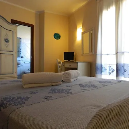 里尔普里莫索尔住宿加早餐酒店