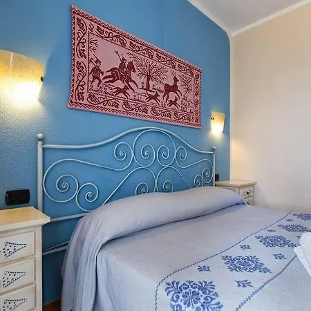 住宿加早餐酒店 里尔普里莫索尔住宿加早餐酒店 卡斯特尔萨多