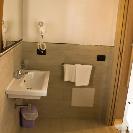 Nocleg ze śniadaniem Real Primo Sole